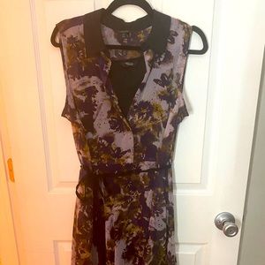 EUC - so adorable, twirly dress with sash